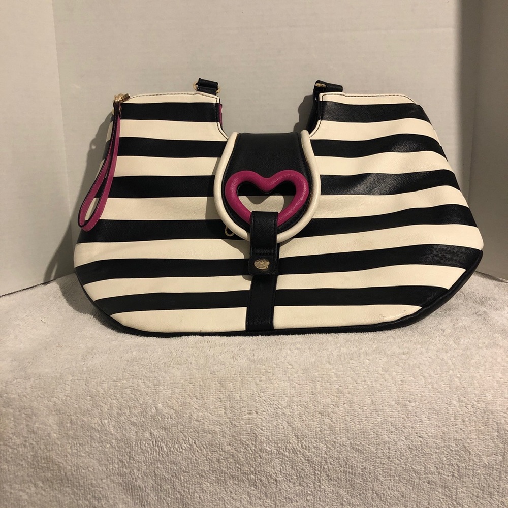 Betsey Johnson purse